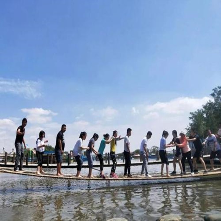 网红桥生产厂家